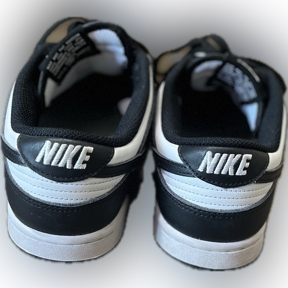 Nike Dunk Low Shoes - Picture 2 of 7